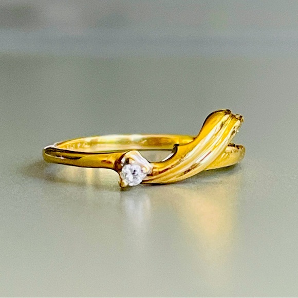 14k Gold Natural Diamond Leaf Swirl Design Ring Vintage